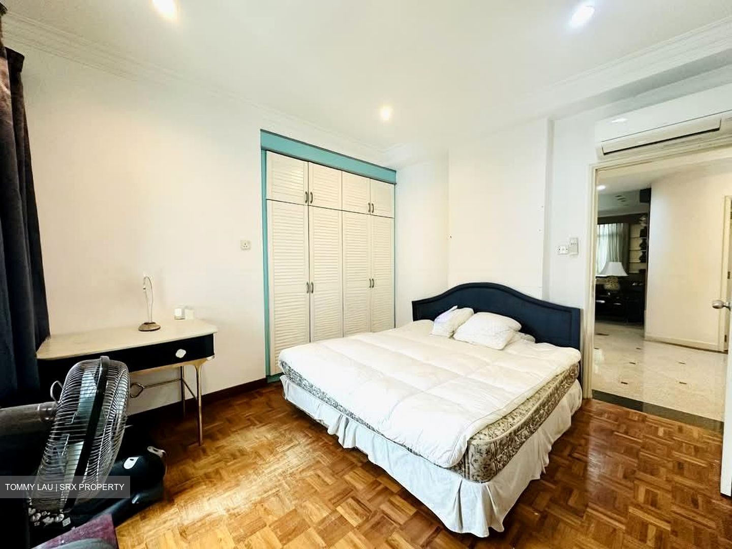 Gold Coast Condo (D5), Condominium #549138921